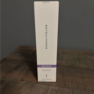 Rodan + Fields Unblemish Acne Wash - White and Purple Packaging